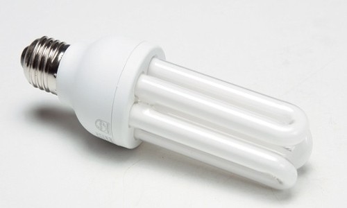 Ahorrar energía con bombillas de bajo consumo
